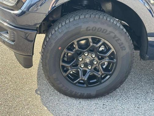 ANTIMATTER BLUE METALLIC 2024 Ford F-150 XLT