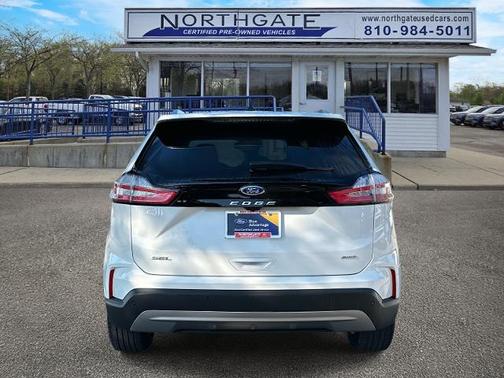 2022 Ford Edge SEL