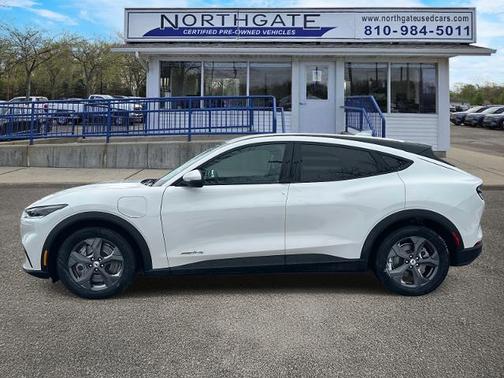 2021 Ford Mustang Mach-E SELECT