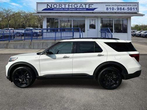 STAR WHITE MET TRI-COAT 2024 Ford Explorer ST-LINE
