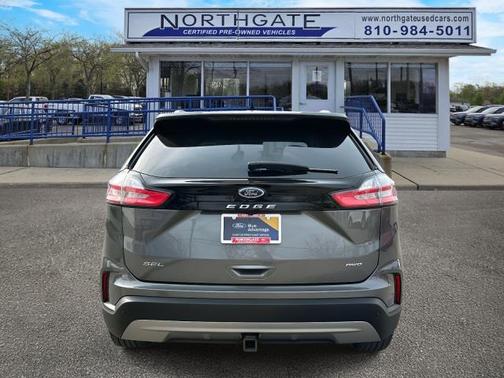 2022 Ford Edge SEL
