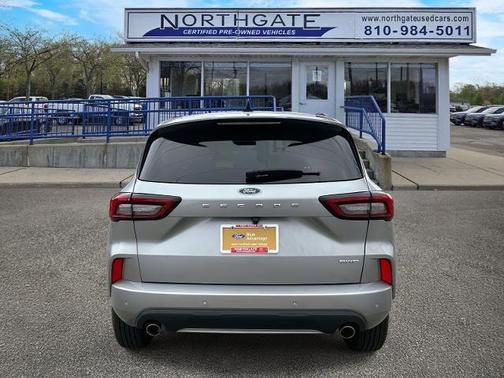 ICONIC SILVER METALLIC 2023 Ford Escape ST-LINE