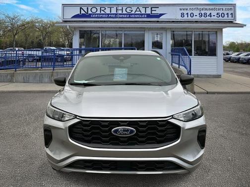 ICONIC SILVER METALLIC 2023 Ford Escape ST-LINE