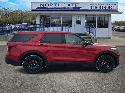 2022 Ford Explorer ST