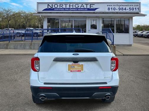 STAR WHITE MET TRI-COAT 2023 Ford Explorer XLT