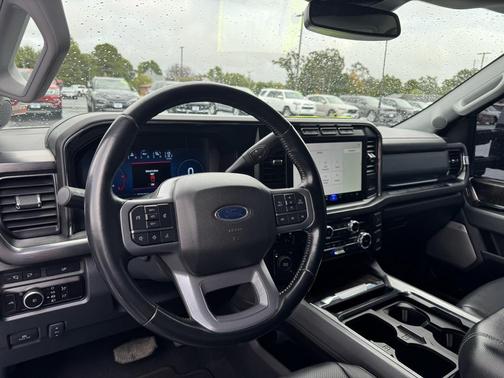 2023 Ford F-350 Lariat