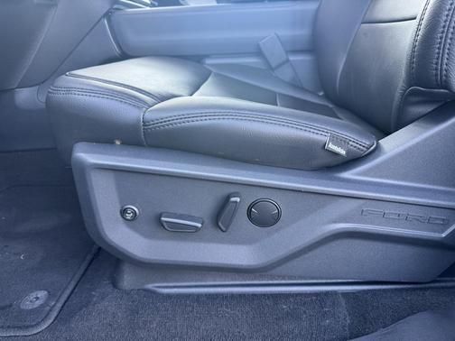 2025 Ford Expedition Max Active 4x4