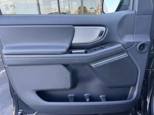 2025 Ford Expedition Max Active 4x4