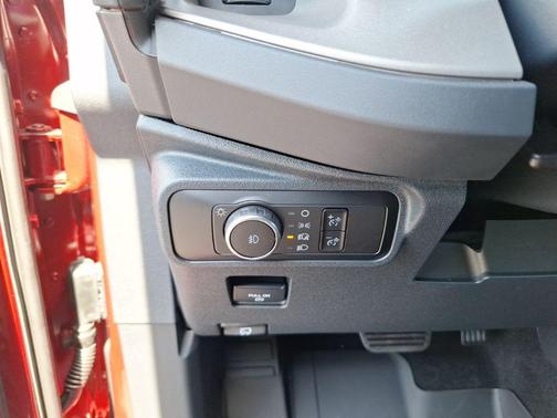 Ruby Red Metallic Tinted Clearcoat 2026 Ford Bronco Outer Banks