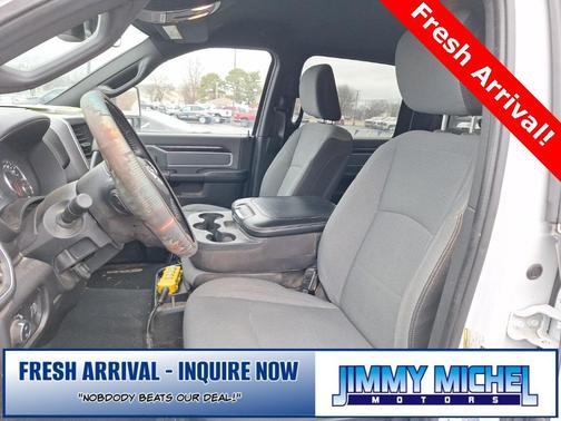 2023 RAM 2500 Big Horn Crew Cab 4x4 6'4' Box