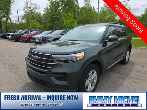 Forged Green Metallic 2023 Ford Explorer XLT
