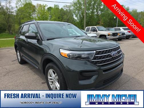 Forged Green Metallic 2023 Ford Explorer XLT