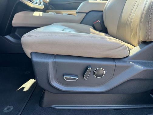 Black Metallic 2024 Ford Expedition Limited