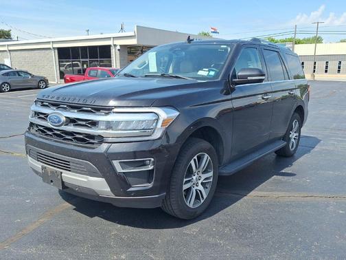 Black Metallic 2024 Ford Expedition Limited