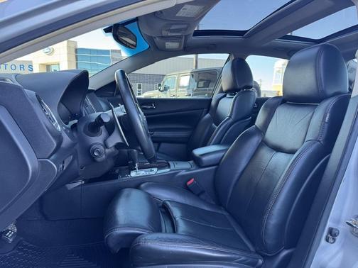 2014 Nissan Maxima SV