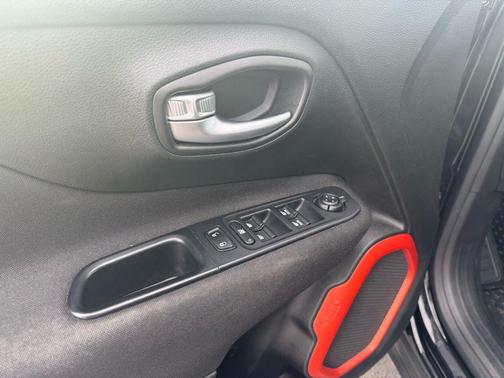 2018 Jeep Renegade Upland