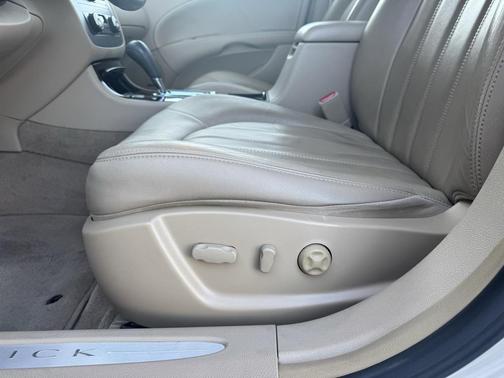 2011 Buick Lucerne CXL Premium