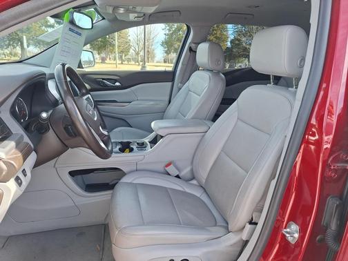 2023 GMC Acadia FWD SLT