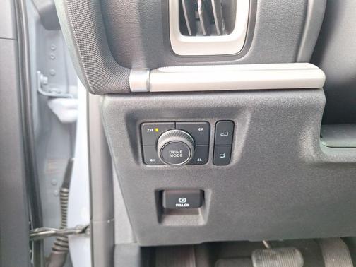 2025 Ford Expedition Max Active 4x4