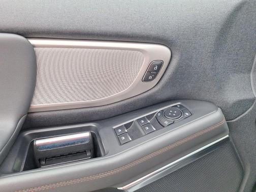 2025 Ford Expedition Max Active 4x4