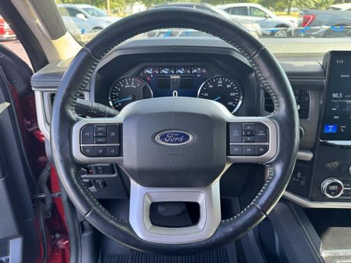 2022 Ford Expedition Max XLT