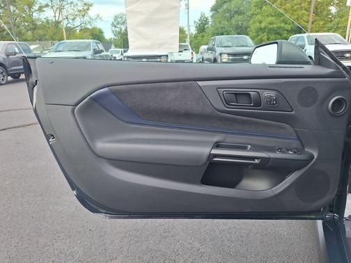 2025 Ford Mustang Dark Horse Fastback