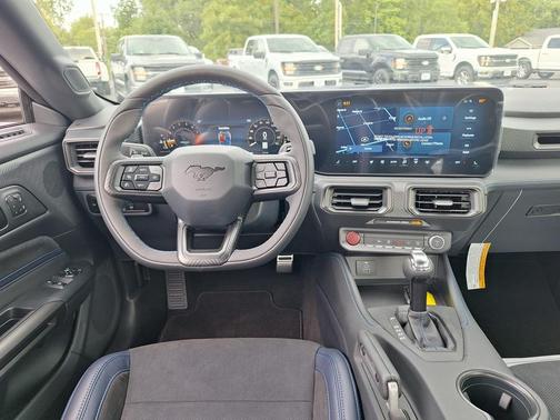 2025 Ford Mustang Dark Horse Fastback