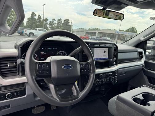 2024 Ford F-250 XLT