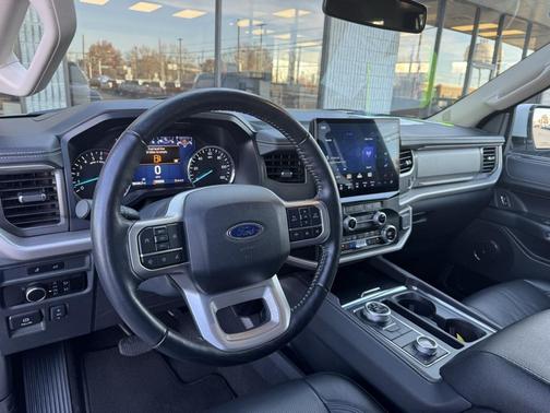 2024 Ford Expedition XLT