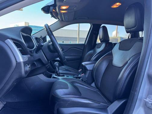 2018 Jeep Cherokee Latitude Plus