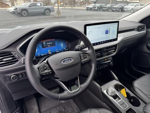 2025 Ford Escape Platinum