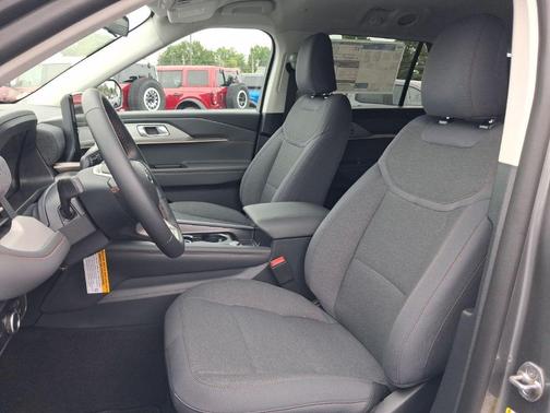 Gray Metallic 2026 Ford Explorer Active