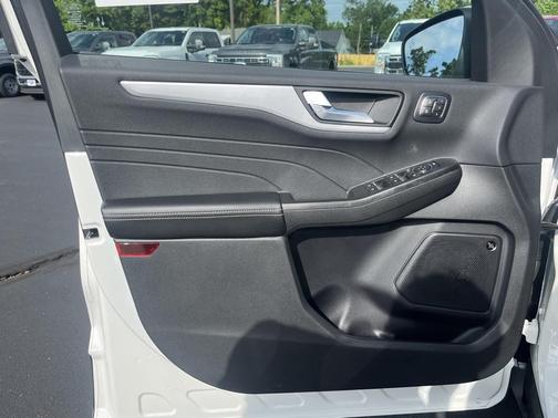 2025 Ford Escape PHEV SE