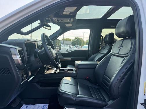 Star White Metallic Tri-Coat 2026 Ford F-250 Platinum