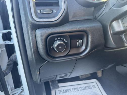 2024 RAM 3500 Tradesman Crew Cab 4x4 8' Box