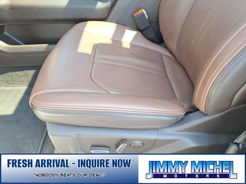 Star White Metallic Tri-Coat 2023 Ford Expedition Max King Ranch