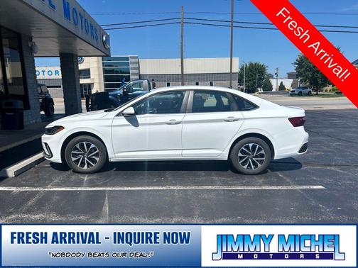 Pure White 2025 Volkswagen Jetta 1.5T S