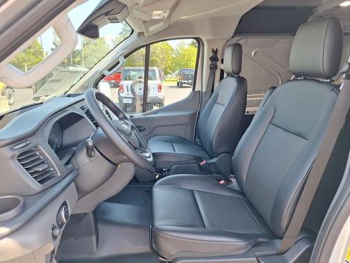 2025 Ford Transit-150 Base