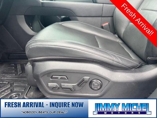 Shimmering Silver 2025 Hyundai SANTA FE HEV Calligraphy