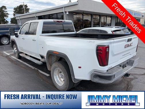 2025 GMC Sierra 3500 SLT