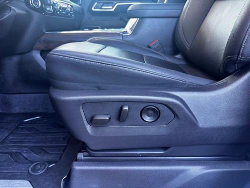 Summit White 2025 GMC Sierra 3500 SLT