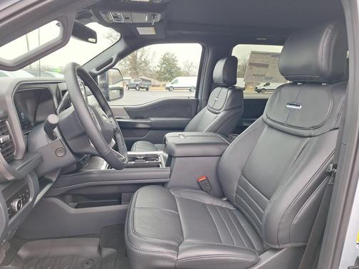 2026 Ford F-250 Platinum