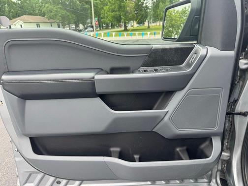 Iconic Silver Metallic 2022 Ford F-150 XLT