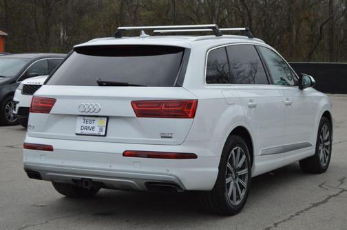 2018 Audi Q7 3.0T Premium Plus