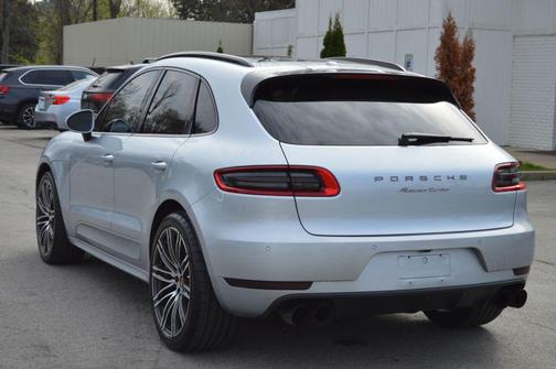 2015 Porsche Macan Macan Turbo