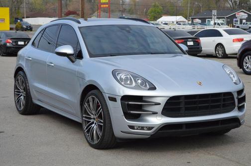 2015 Porsche Macan Macan Turbo