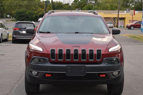 2016 Jeep Cherokee Sport