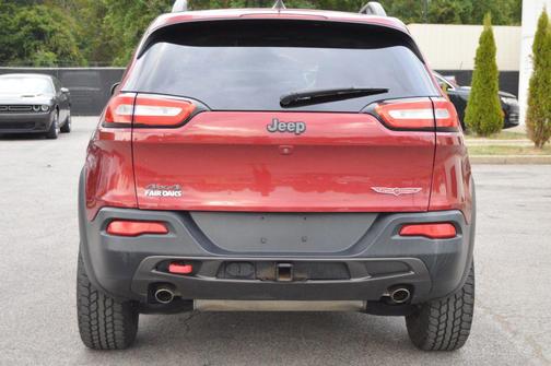 2016 Jeep Cherokee Sport