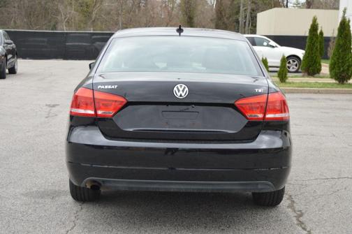 2014 Volkswagen Passat 1.8T S