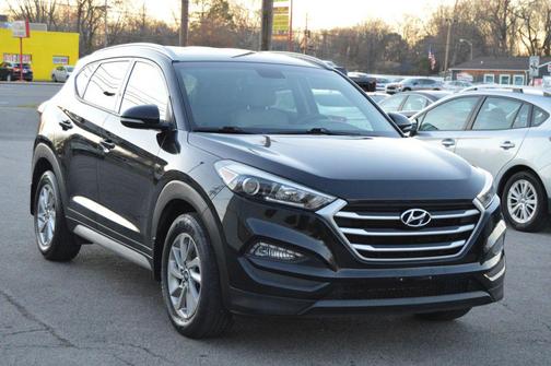 2017 Hyundai TUCSON SE Plus